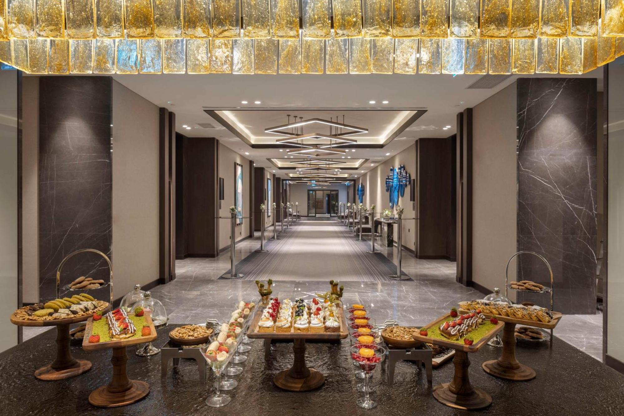 Doubletree By Hilton Sanliurfa Hotel Exterior foto